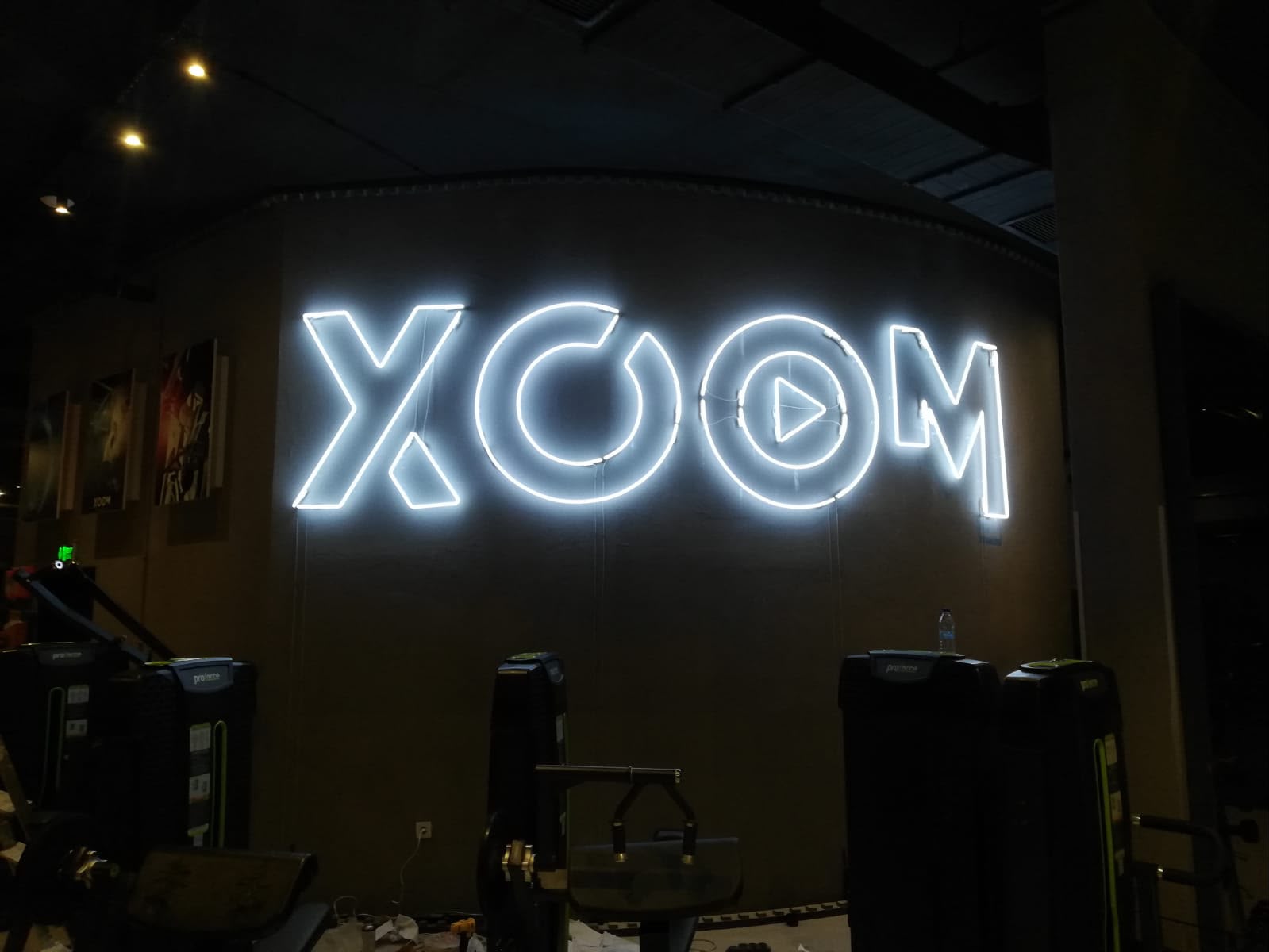 XOOM